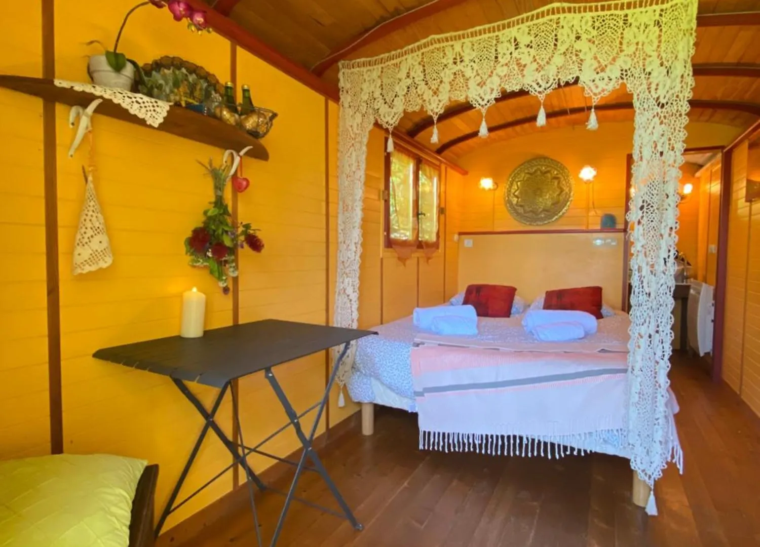 Campsite La Roulotte De Kastell Dinn A Morgat Crozon
